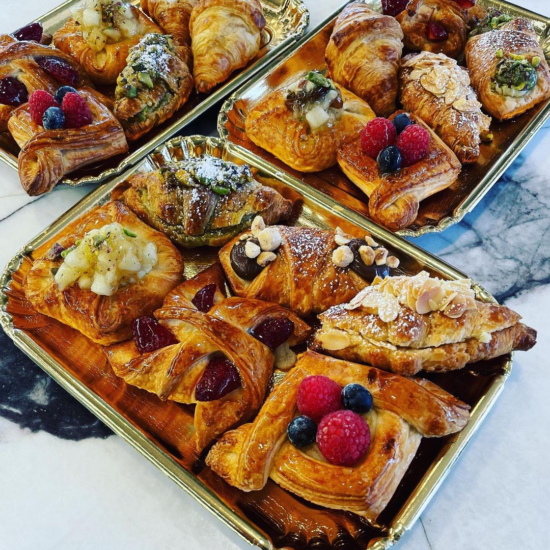Mini Danish & Croissant Pastries Platter – Trovatino Desserts