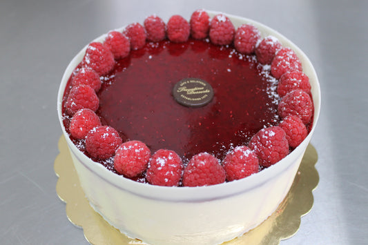 Pannacotta & Raspberry Mousse Cake